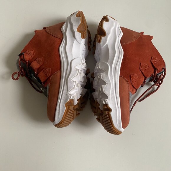 NWT Sorel Kinetic Breakthru Caribou Warp Red Chalk Women Leather Sneakers Sz 7.5 - Picture 7 of 16